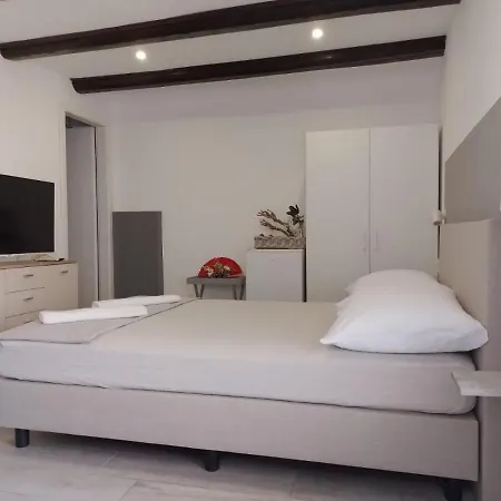 Ciao Bella Centre With Free Parking Apartament Szybenik